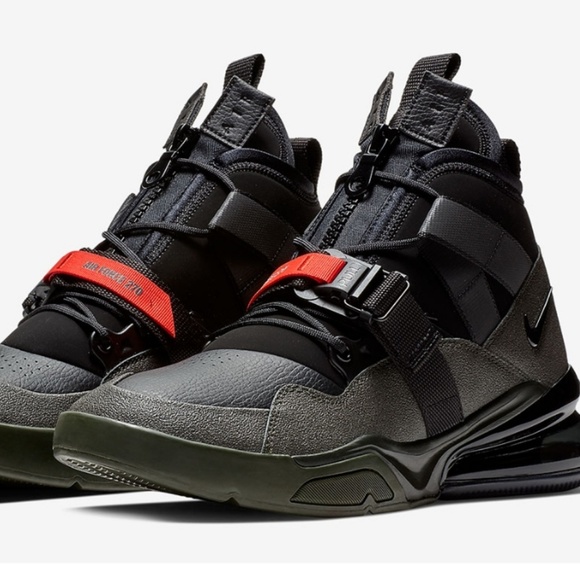 Nike Air 270 Utility Sequoia
Sneakers sz 10 - Picture 5 of 8